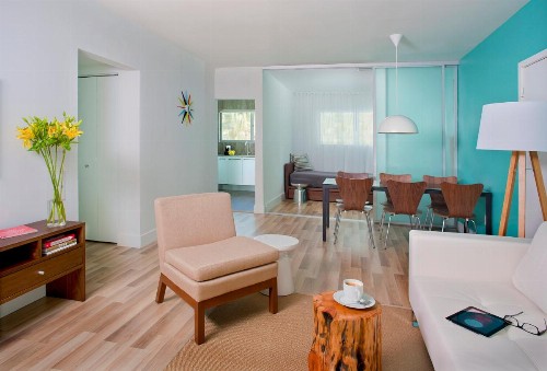 1818 Meridian House Hotel - image 4