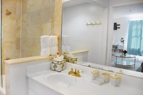 Beach Park Hotel - image 31