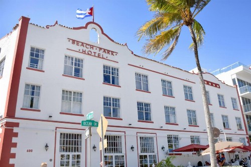 Beach Park Hotel - image 36