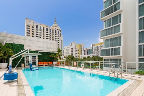 Iberostar Berkeley Shore Hotel - image 12