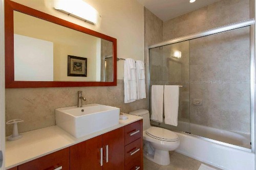 Westover Arms Hotel - image 27