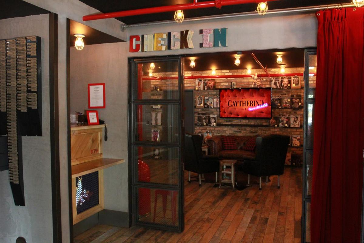Hotel Gaythering - Gay Hotel - All Adults Welcome - image 6