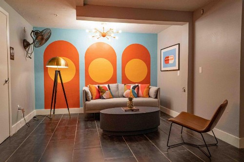 Beds n' Drinks - image 10
