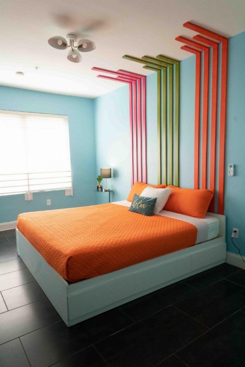 Beds n' Drinks - image 17