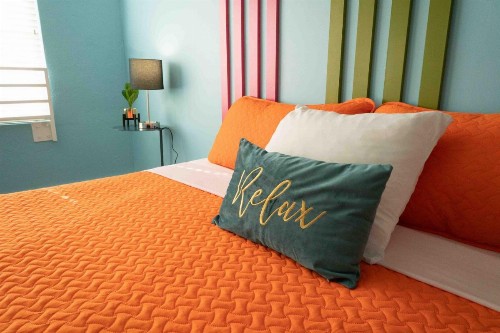 Beds n' Drinks - image 21