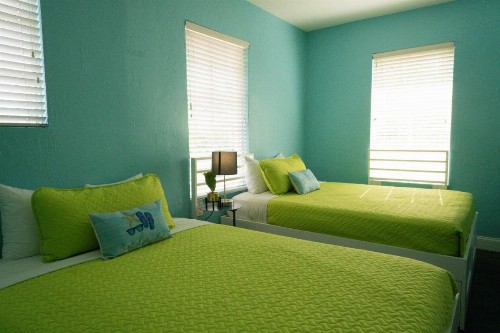 Beds n' Drinks - image 27