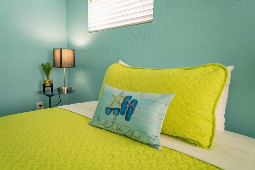 Beds n' Drinks - image 46