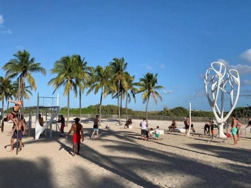 Casa Grande South Beach by American Vacation Living - image 15