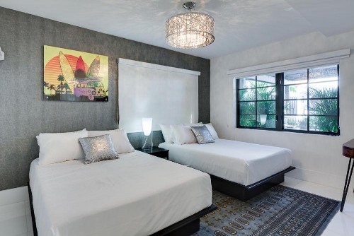 Bars B&B South Beach Hotel - image 18