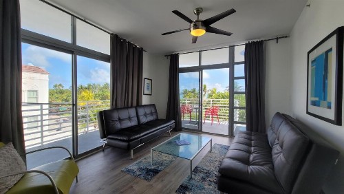 Strand Ocean Drive Suites - image 3