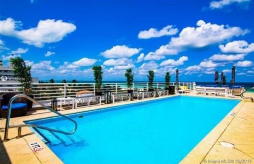 Strand Ocean Drive Suites - image 30