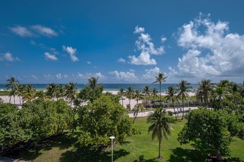 Strand Ocean Drive Suites - image 37