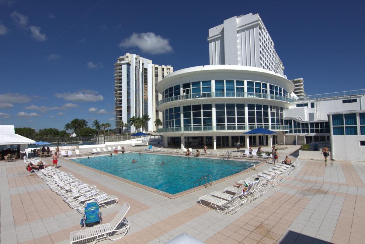Miami Beach Apartments by MiaRentals - image 5