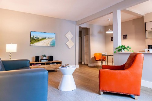 Beachside All Suites Hotel - image 17