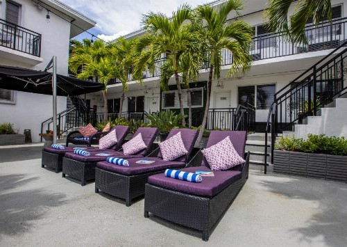 Beachside All Suites Hotel - image 21