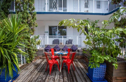 Beachside All Suites Hotel - image 27