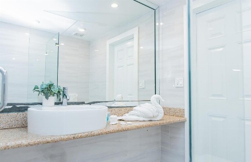 Beachside All Suites Hotel - image 30