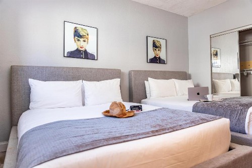 Beachside All Suites Hotel - image 39