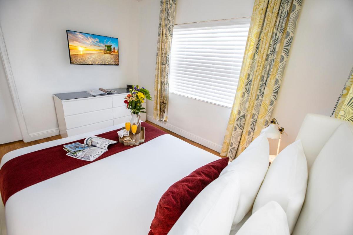 Beachside All Suites Hotel - image 4