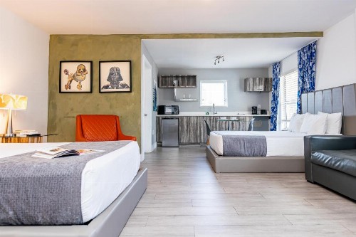 Beachside All Suites Hotel - image 45
