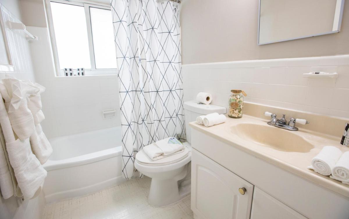Beachside All Suites Hotel - image 7