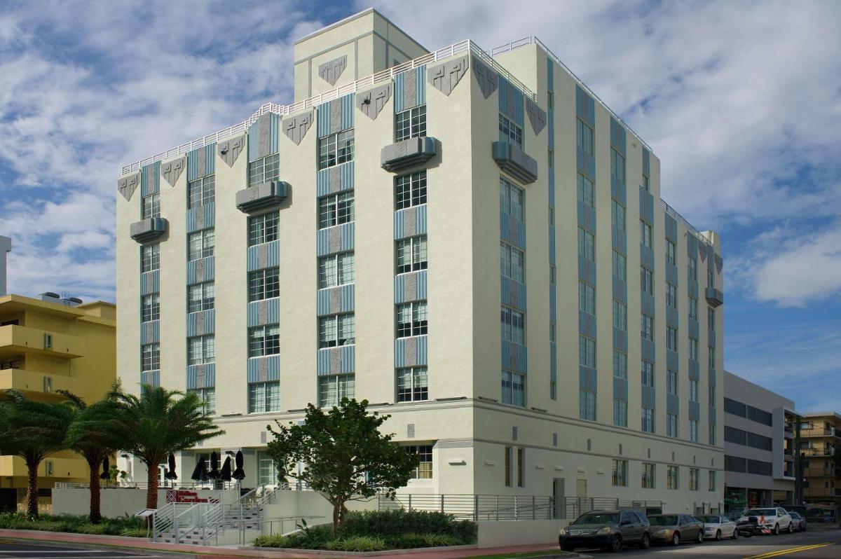 Hilton Garden Inn Miami South Beach - main image