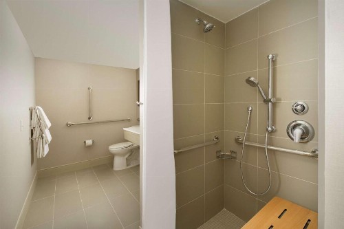 Hilton Garden Inn Miami South Beach - image 23