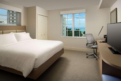 Hilton Garden Inn Miami South Beach - image 37