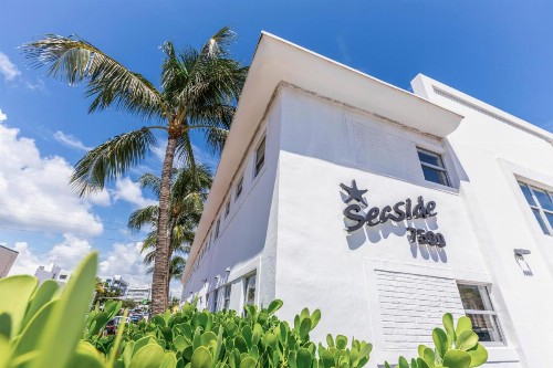 Seaside All Suites Hotel - image 18