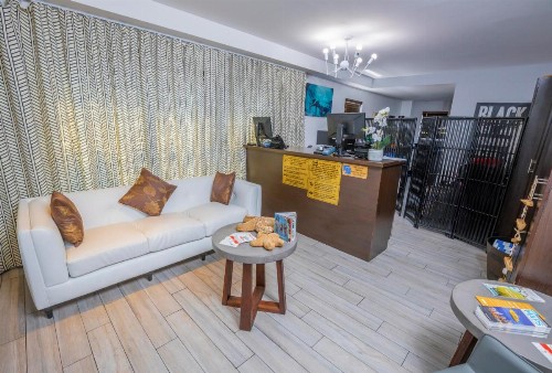 Seaside All Suites Hotel - image 2