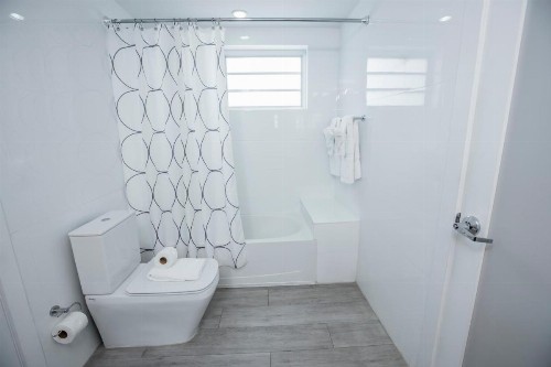 Seaside All Suites Hotel - image 27