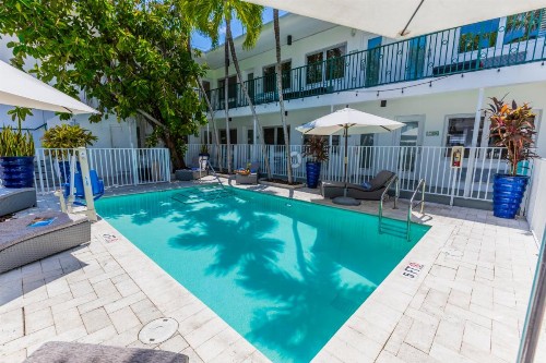 Seaside All Suites Hotel - image 4