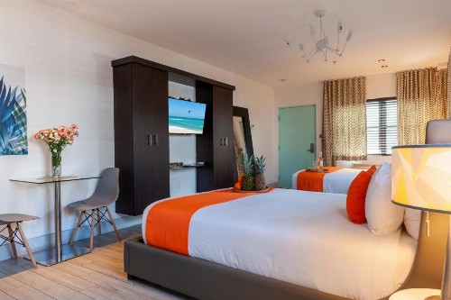 Seaside All Suites Hotel - image 7