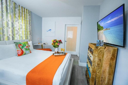 Seaside All Suites Hotel - image 8
