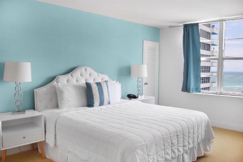Seacoast Suites on Miami Beach - image 27