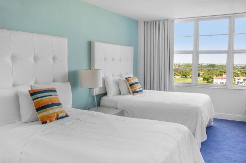 Seacoast Suites on Miami Beach - image 40