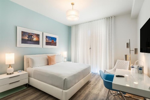 President Villa - image 31