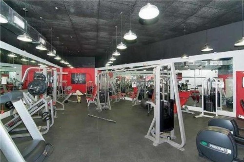 Castle Beach Club Apartments - image 11