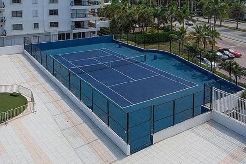 Castle Beach Club Apartments - image 12