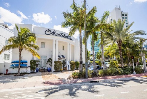 Oceanside Hotel and Suites - image 1