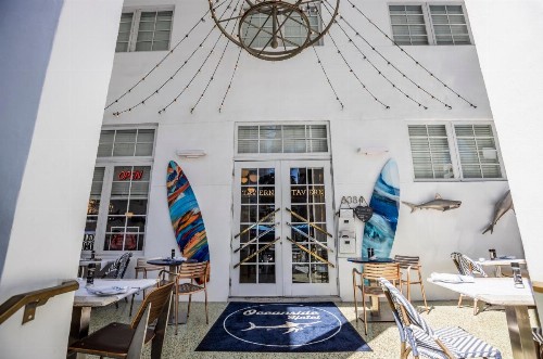 Oceanside Hotel and Suites - image 25