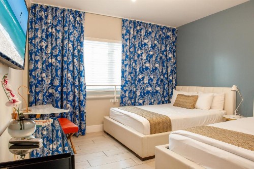 Oceanside Hotel and Suites - image 33