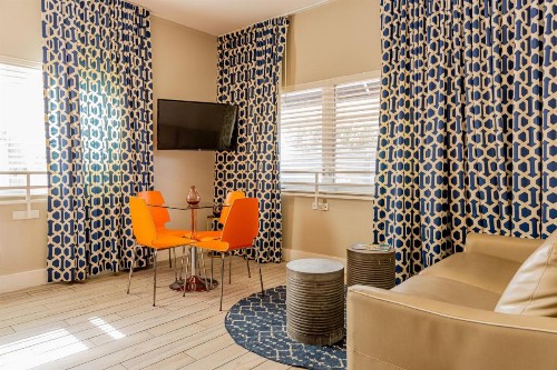 Oceanside Hotel and Suites - image 37