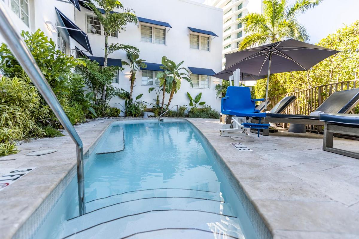 Oceanside Hotel and Suites - image 6