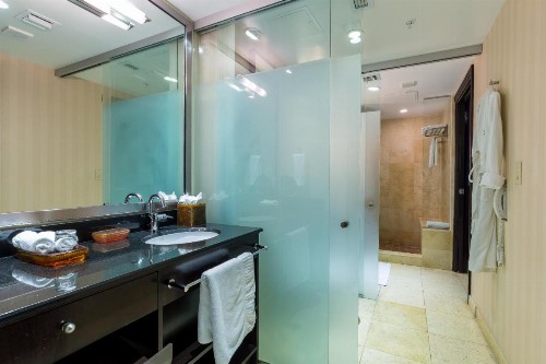 SBV Luxury Ocean Hotel Suites - image 27