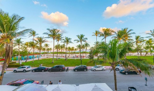 Ocean Drive Suites - image 4