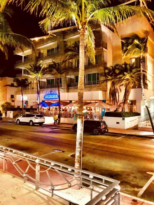 Apartment at De Soleil Hotel on Ocean Drive - image 2