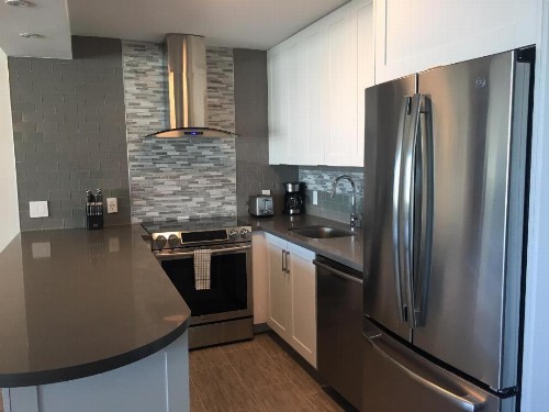 Beachfront Suites - image 11