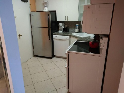 Beachfront Suites - image 6
