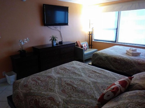 Beachfront Suites - image 9